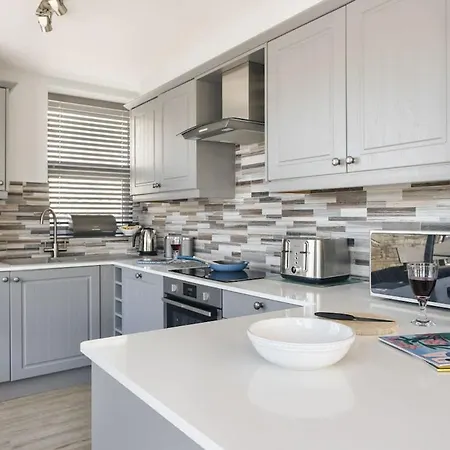 Waters Edge - Ridgestone